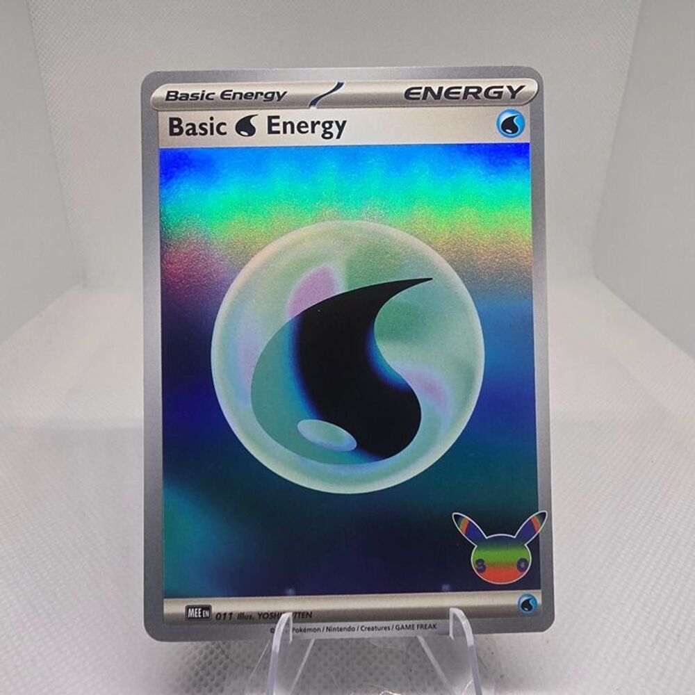 Pokemon basic water energy holo 11 30th celebration